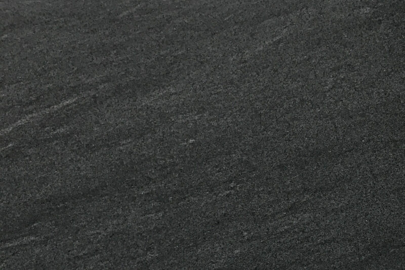 Antracite Black / Bohemian Grey / Ipanema Black / Black Vermont
