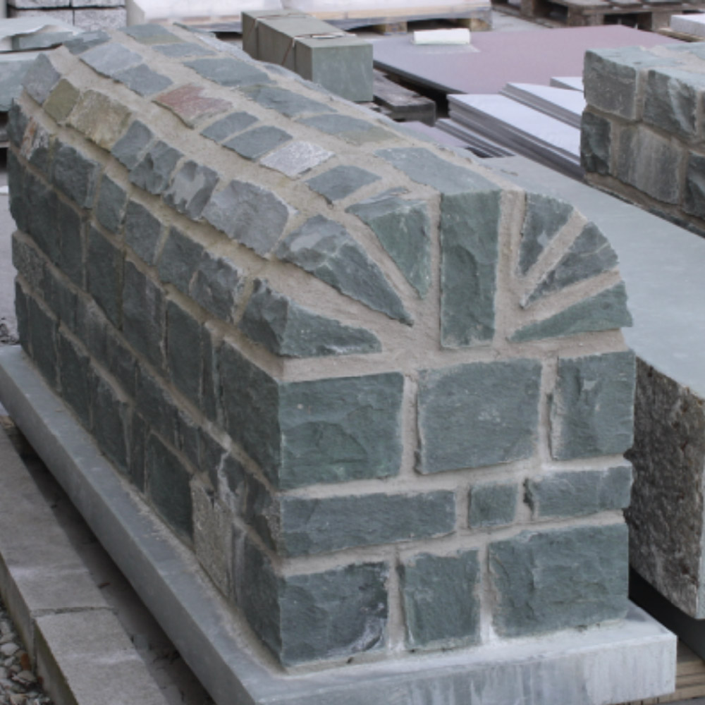 Mauersteine 5 schulte_naturstein_anroechter_mauerabdeckung_03