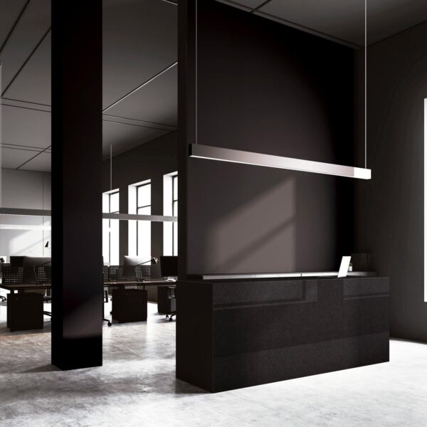 CRYSTAL BLACK