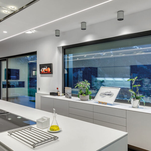 Just White countertop
