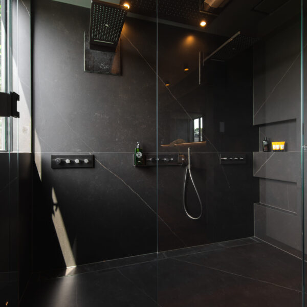 Calatorao shower scaled