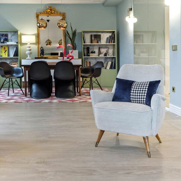 Summer dala floor